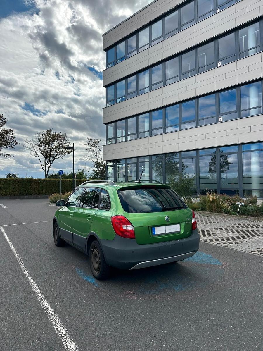 Skoda Fabia 2012 — photo 14