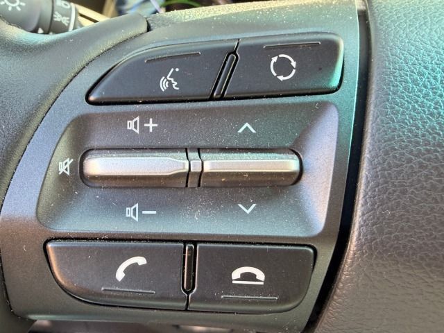 Fahrzeugabbildung Hyundai Kona 1,6 GDI Style Hybrid HUD*PDC*1.Hand