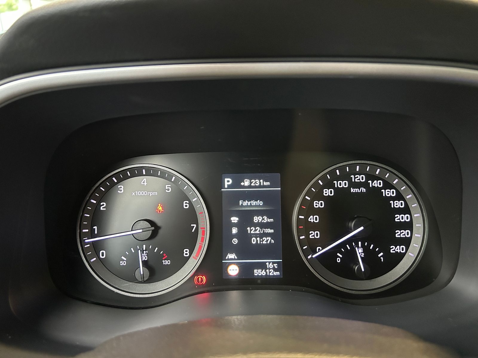 Fahrzeugabbildung Hyundai TUCSON Premium 4WD PANO AHK LED NAVI