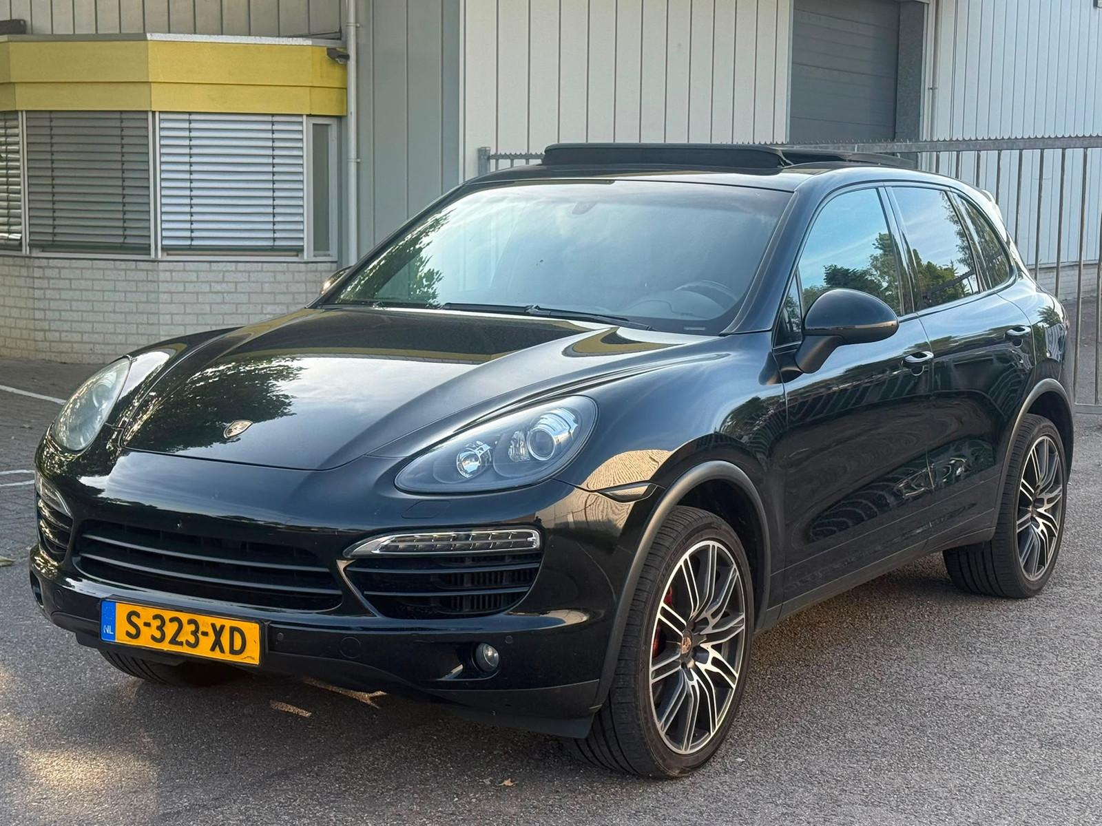 Porsche Cayenne 3.0 D Platinum Edition