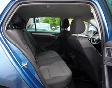 Fahrzeugabbildung Volkswagen Golf VII Lim. Comfortline BMT DYNAUDIO SHZ PDC!