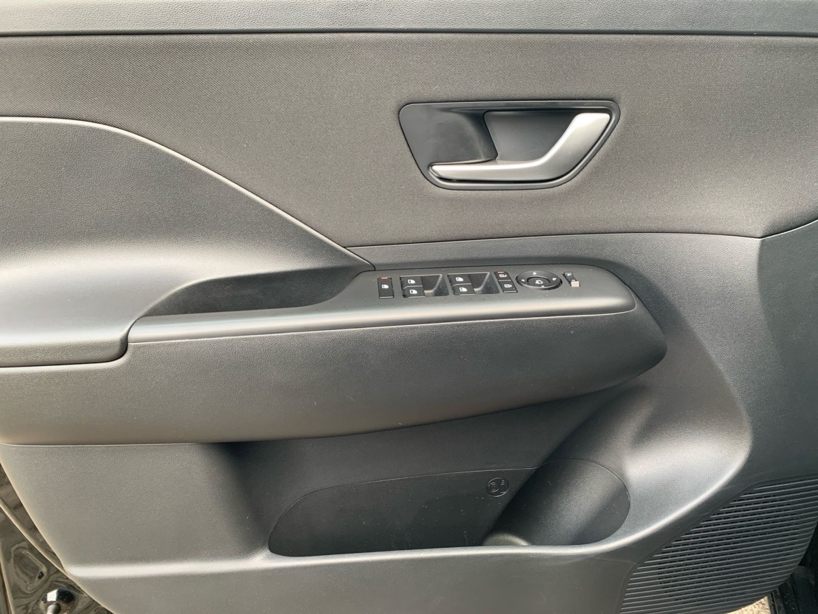 Fahrzeugabbildung Hyundai KONA 1.0 T-GDI 7-DCT Trend Navi LED 1Hd