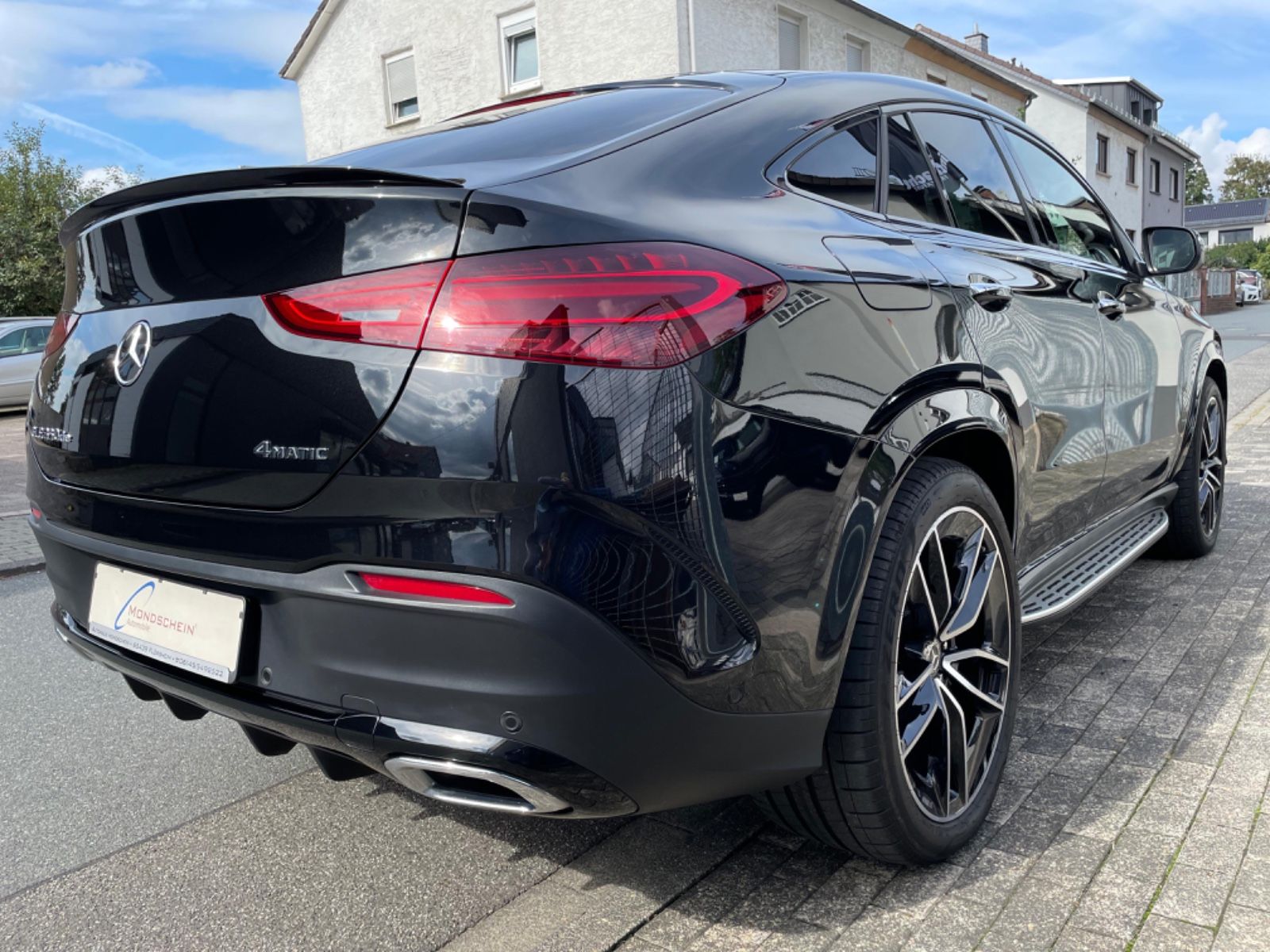 Fahrzeugabbildung Mercedes-Benz GLE 350 de Coupé Facelift |AMG|HUD|360°|22"|AHK