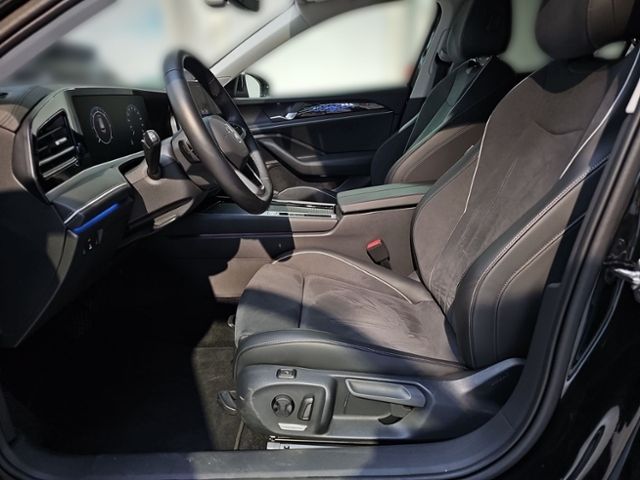 Fahrzeugabbildung Volkswagen Passat 2.0 TDI DSG Elegance LED-MATRIX NAVI AHK