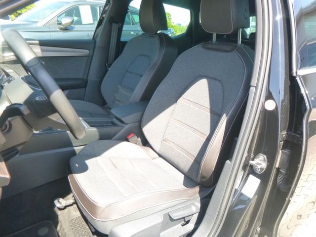 Fahrzeugabbildung Seat Leon 1,4 TSI Lim Xcellence>NAV/ACC/LED/KAM/SHZ<