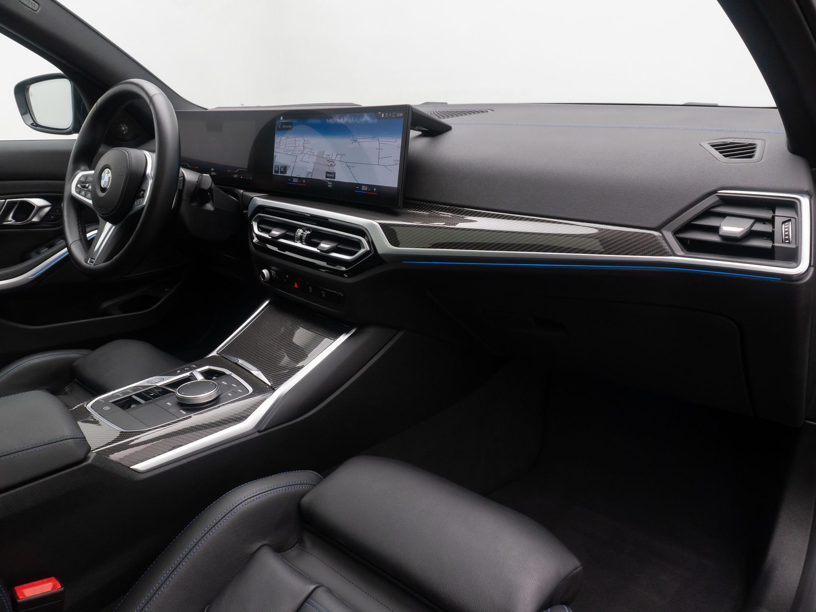 Fahrzeugabbildung BMW M340d xD 360&deg; HUD DAB H/K Alarm AHK Glasdach 19"