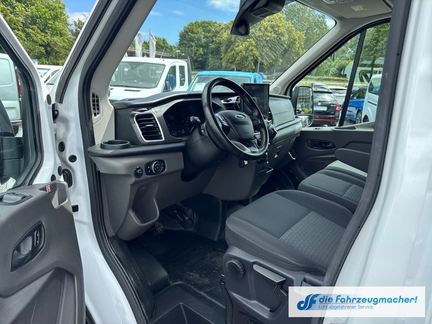 Fahrzeugabbildung Ford Transit Kasten 350 L3H3 Trend 2.0 TDCi Klimaauto