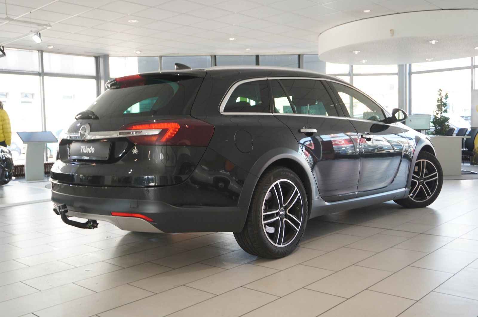 Fahrzeugabbildung Opel Insignia CT 2.0D 4X4 NAVI/LED/KAMERA/SPORT/AHK