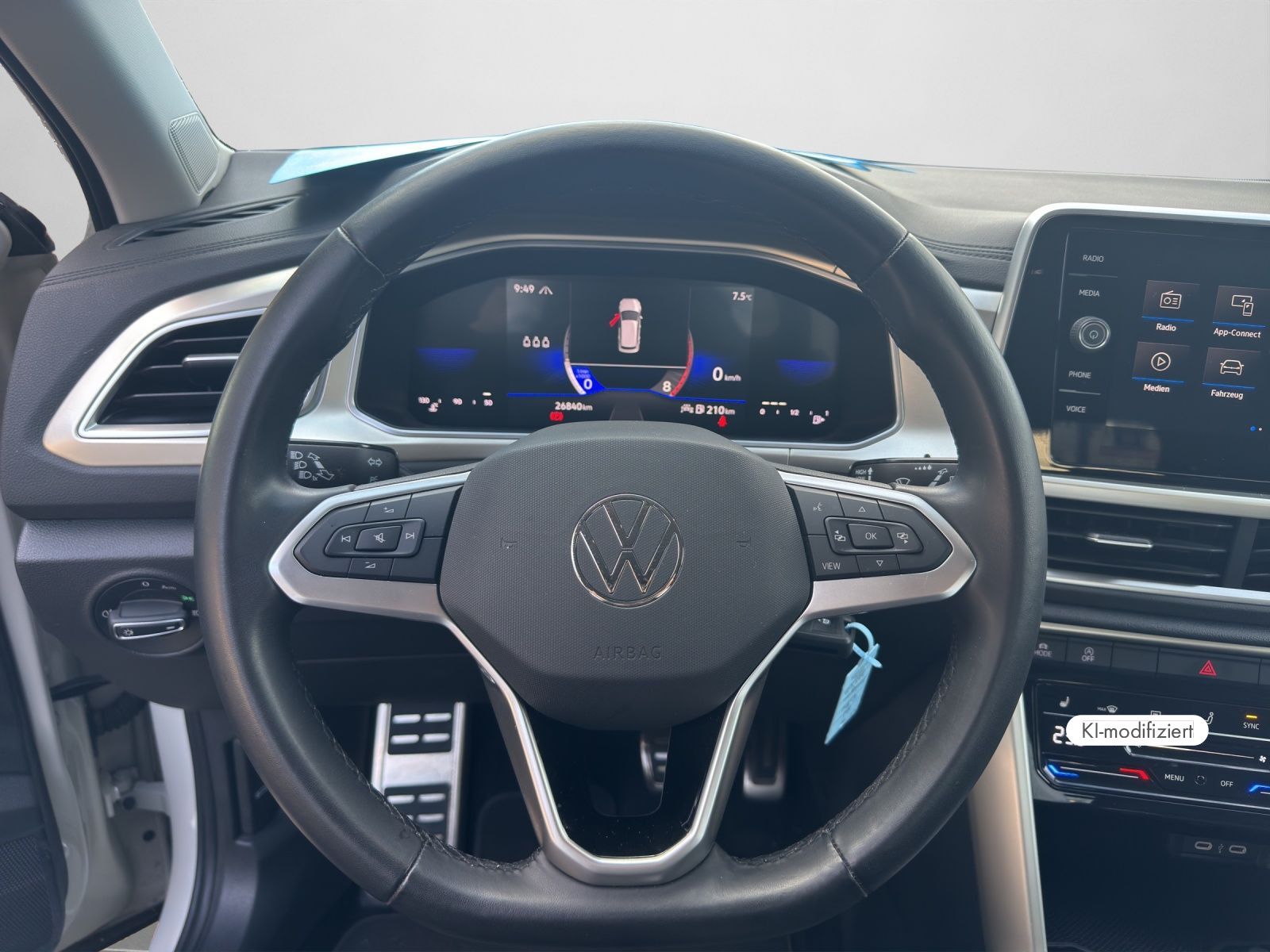 Volkswagen T-Roc - Bild 11
