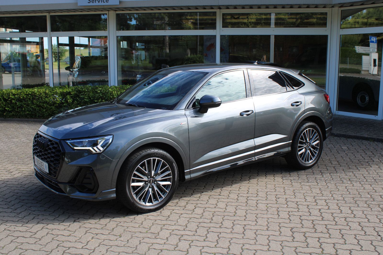 Audi Q3 Sportback 40 TFSI quattro S line foto 3
