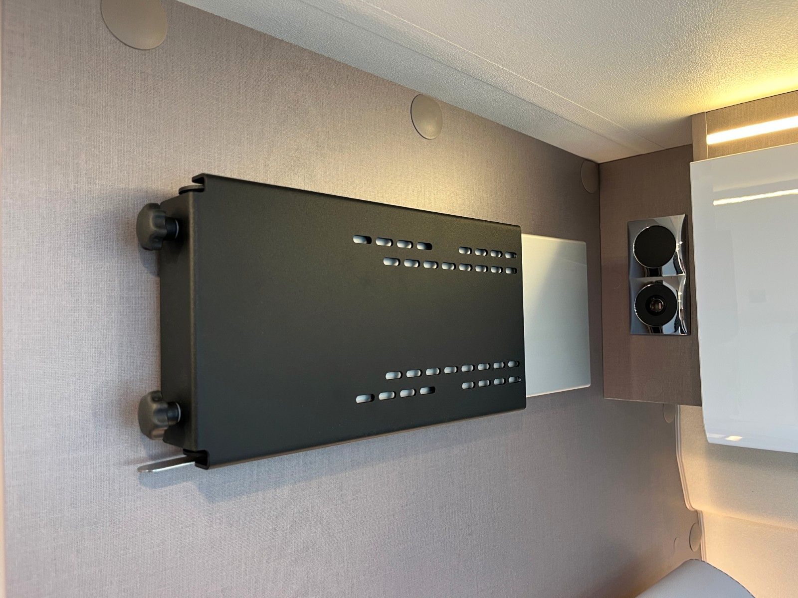 Fahrzeugabbildung Bürstner Eliseo C 602