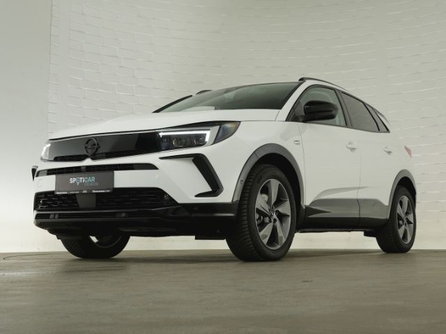 Grandland GS AT+LED LICHT+NAVI+360 GRAD KAMERA+S