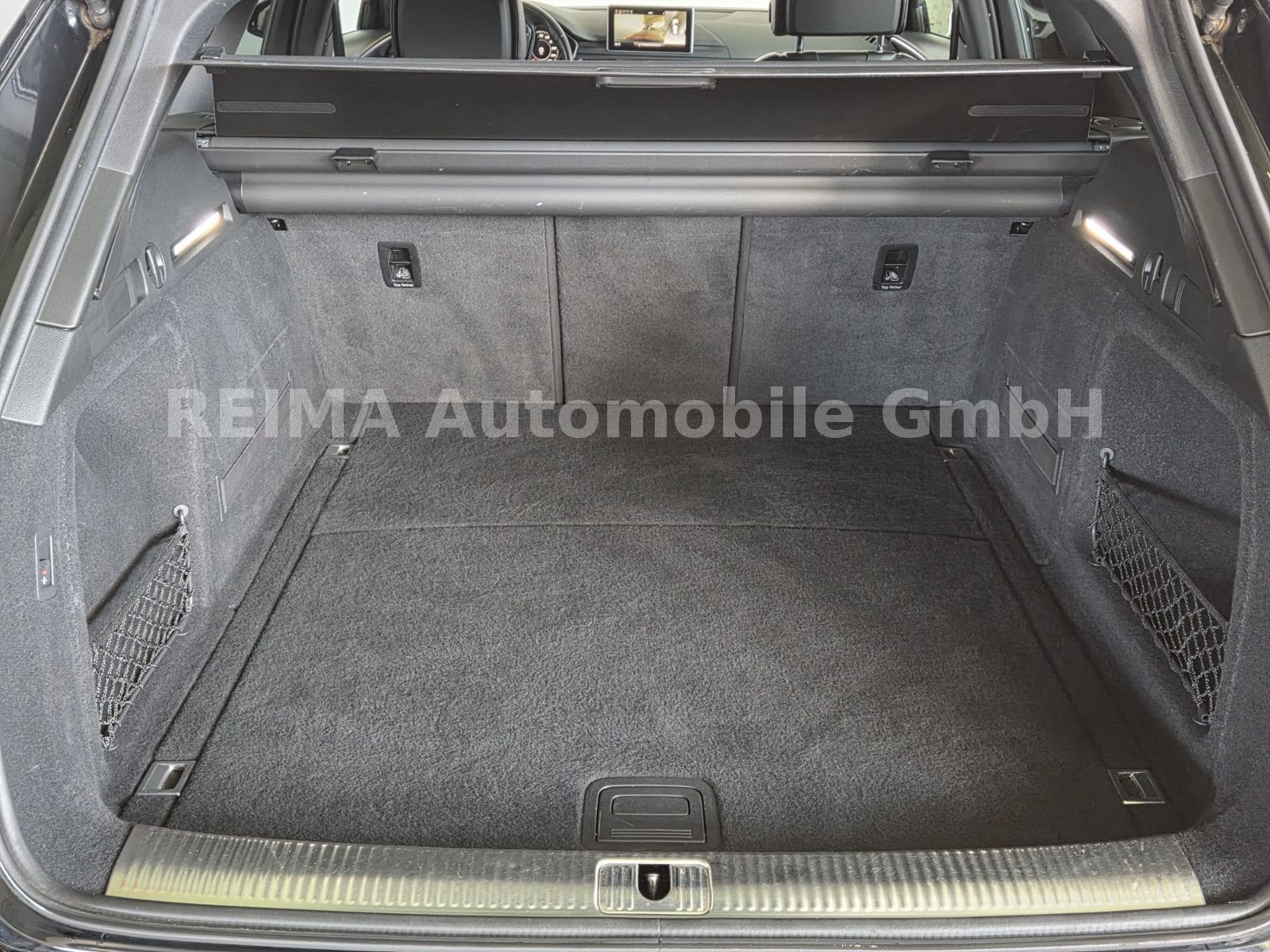 Fahrzeugabbildung Audi A4 3,0 TDi Avant quattro S-Line, Pano, LED, ACC