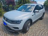 Volkswagen Tiguan Allspace 2.0 TSI 132kW DSG 4MOTION Hi... - Privatanbieter Berlin gebraucht