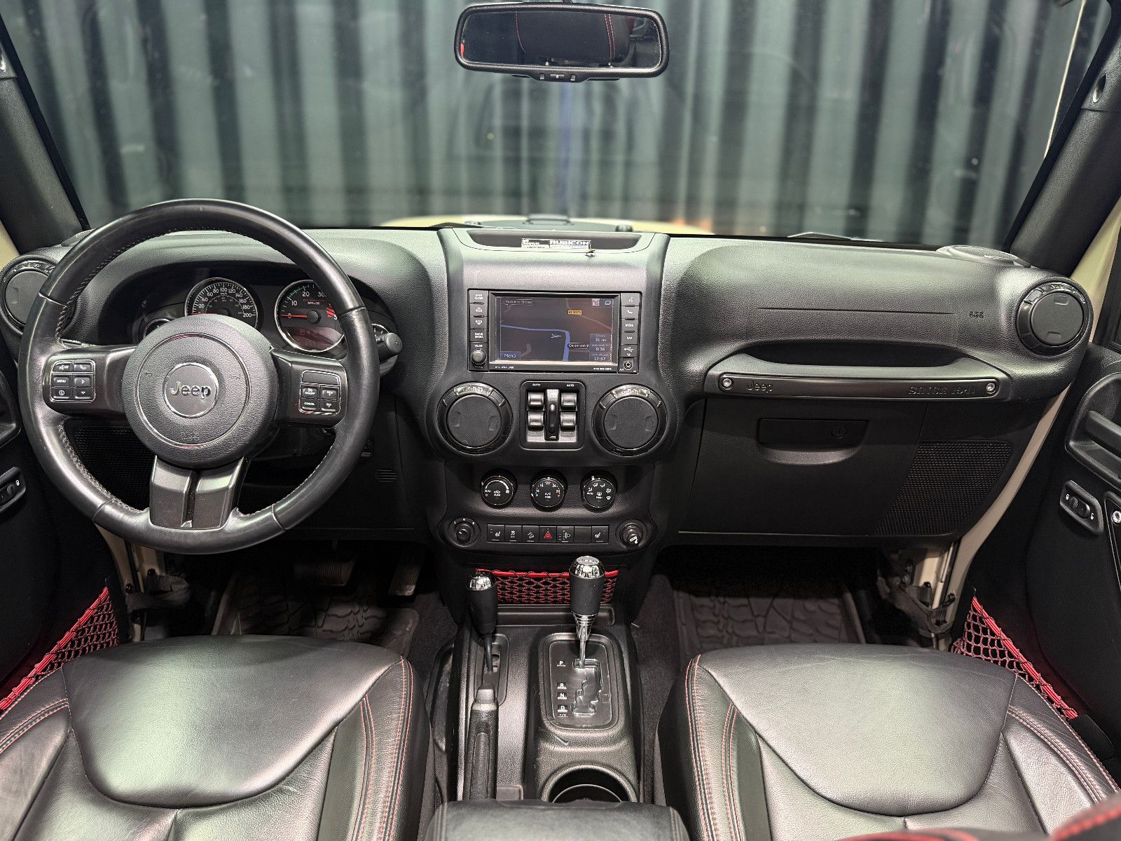 Fahrzeugabbildung Jeep Wrangler Unlimited Rubicon Recon Offroad|Alpine