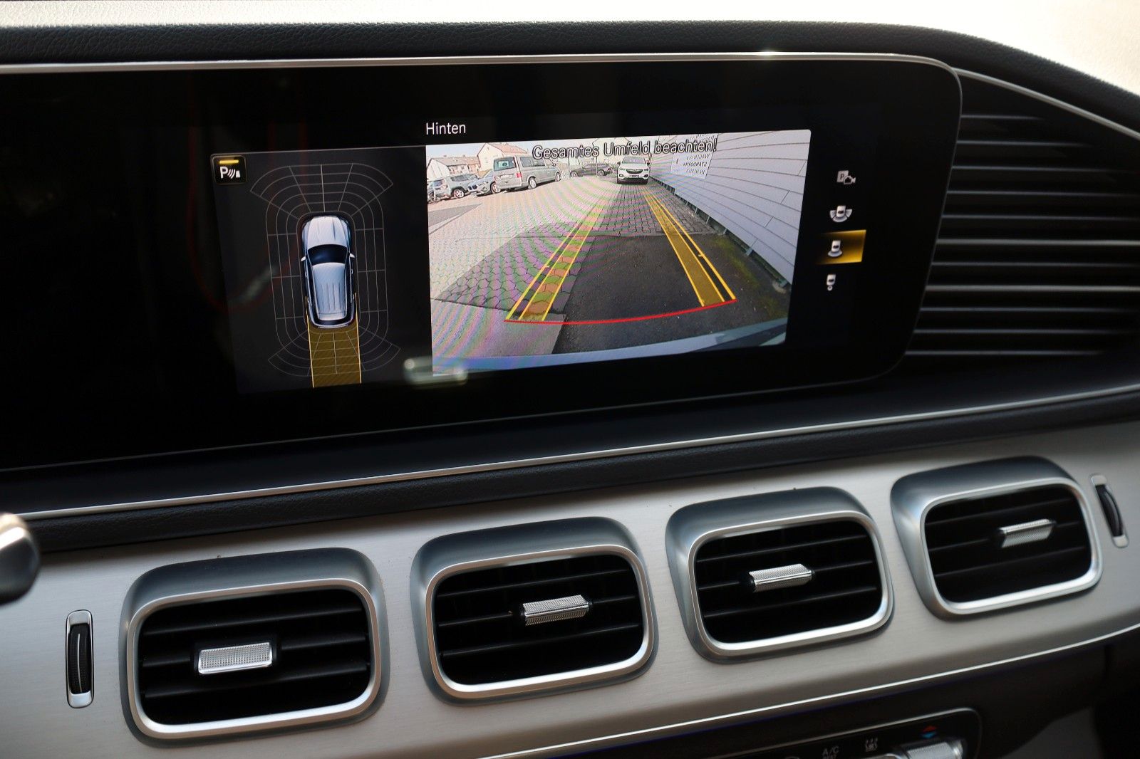 Fahrzeugabbildung Mercedes-Benz GLE 350 e 4Matic,Leder,Navi,LED,SH,Kamera,AHK