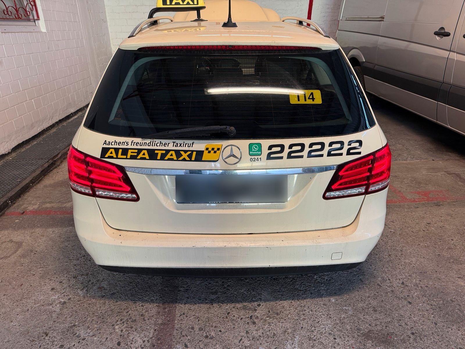 Mercedes-Benz E200 2015 — photo 14