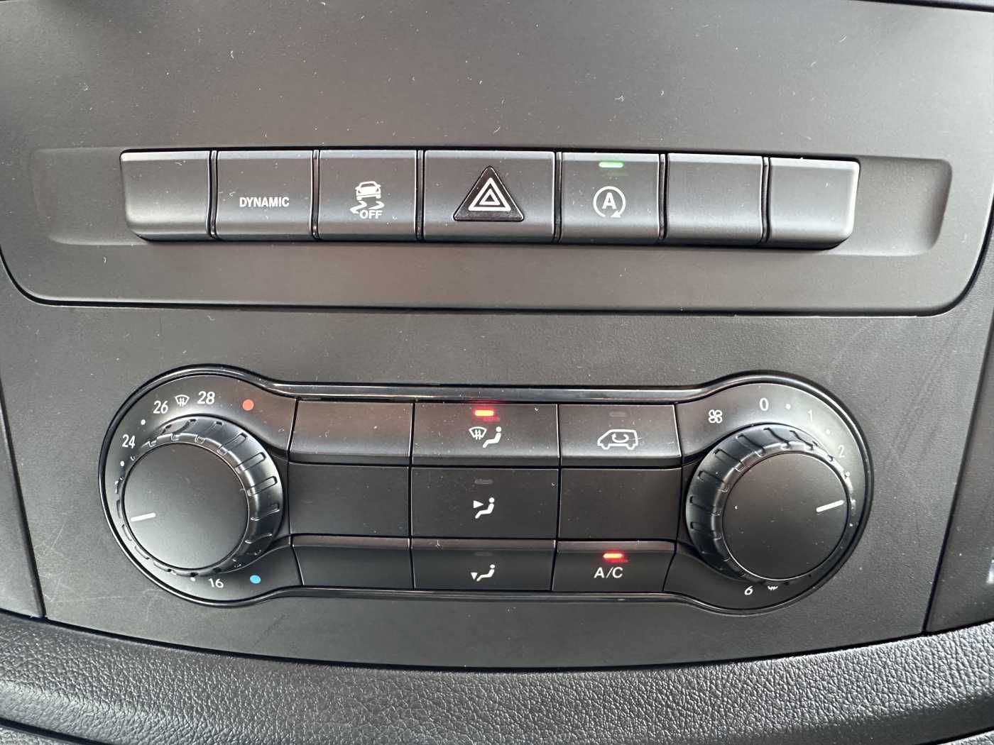 Fahrzeugabbildung Mercedes-Benz Vito 116 CDI 3430 9G Klima Kamera Navi SHZ Tempo