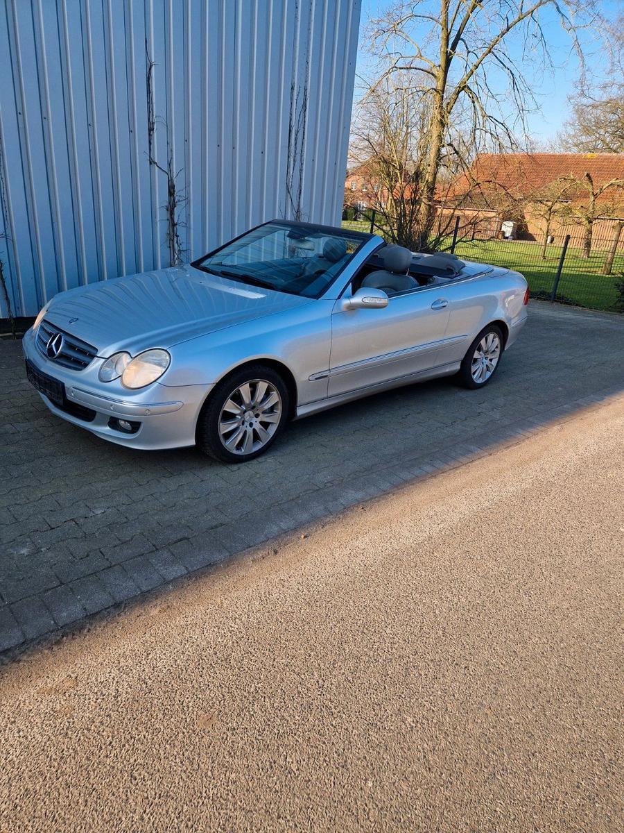 Mercedes-Benz CLK 320