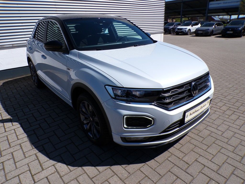 Fahrzeugabbildung Volkswagen T-Roc Sport 1.5 l TSI Sport Ganzjahresreifen / N