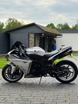 Yamaha R1 RN22/Akrapovic/Rizoma/Carbon/LKM-Tuning  - YAMAHA R1