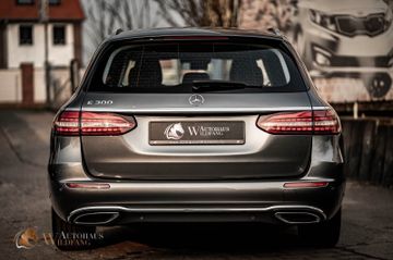 Mercedes E 300 - 5