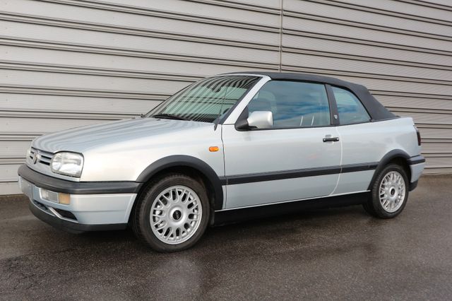 Volkswagen Golf 2.0 Cabriolet original 22.800 KM!!!