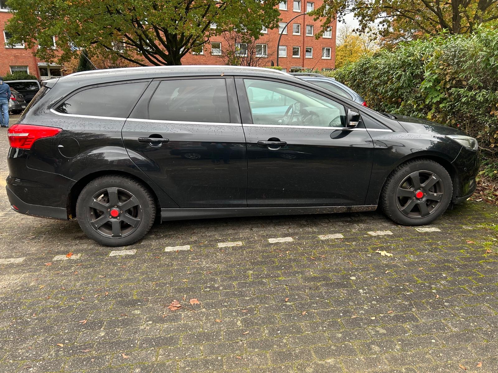 Ford Focus 2015 — engine 1.498 cm³, 182 HP (134kW)