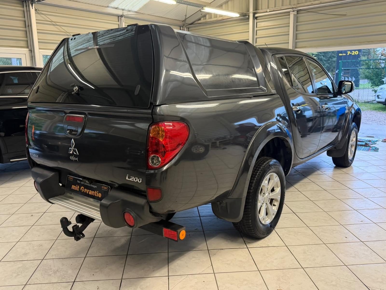 Mitsubishi L200 2.5 DI-D Edition 20 Double Cab | 178 ch | BVM | Cuir | GPS | Hard-top | Attelage | Xénon