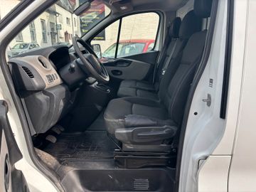 Renault Trafic - 11