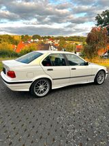 BMW E36 325i Limousine Oldtimer aus 1. Han... - BMW 325: E36
