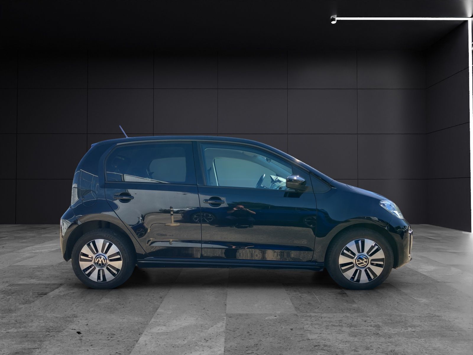 Fahrzeugabbildung Volkswagen up! e-up! Style Plus SHZ DAB+ Klima Bluetooth