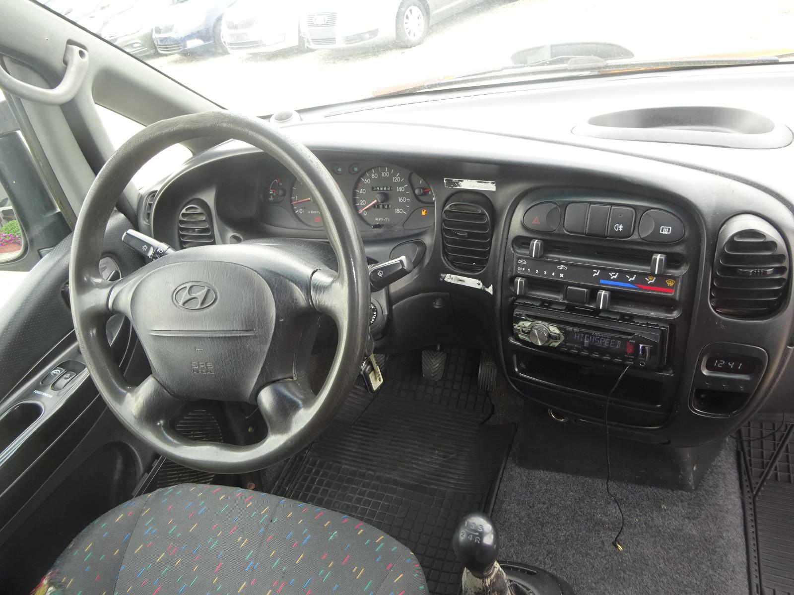 Hyundai H-1 2.5 CRDI Kasten