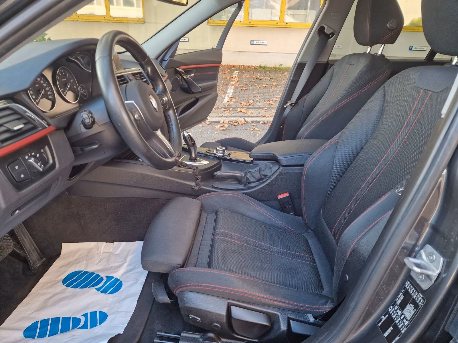 BMW 330 i SPORT LINE*PANORAMA*HEAD UP*AUT*GARANTIE*