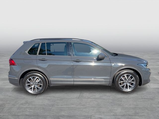 Tiguan LIFE 2.0 TDI DSG NAVI AHK APP-CON LENKR:H