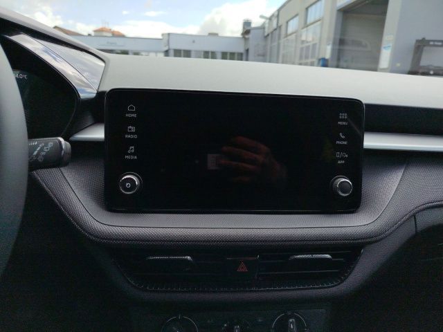 Fahrzeugabbildung SKODA Fabia SELECTS70/1.0 M5F