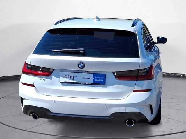 BMW 318, 2022 — 5