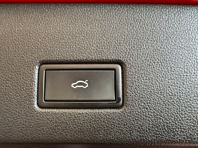 MYAUTOCENTER – Gebraucht- und Jahreswagen mit Werkstattservice in Pfaffenhofen Volkswagen T-Roc *R-Line*AHK*2-ZONEN*Navi*Spurhalte*