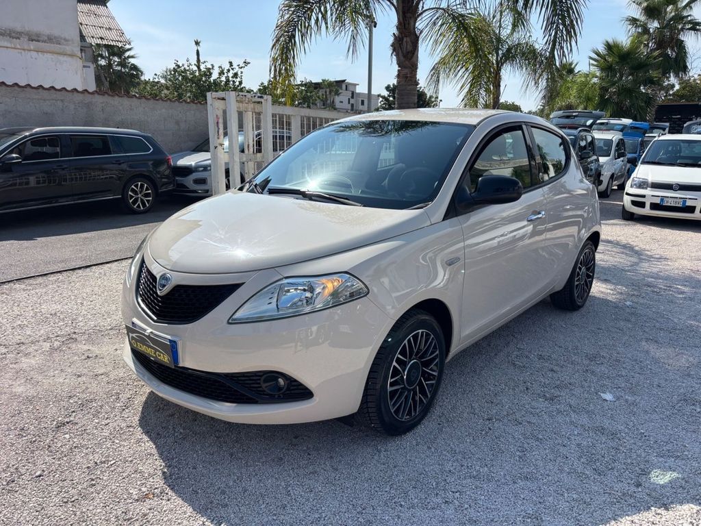 Image of Lancia Ypsilon