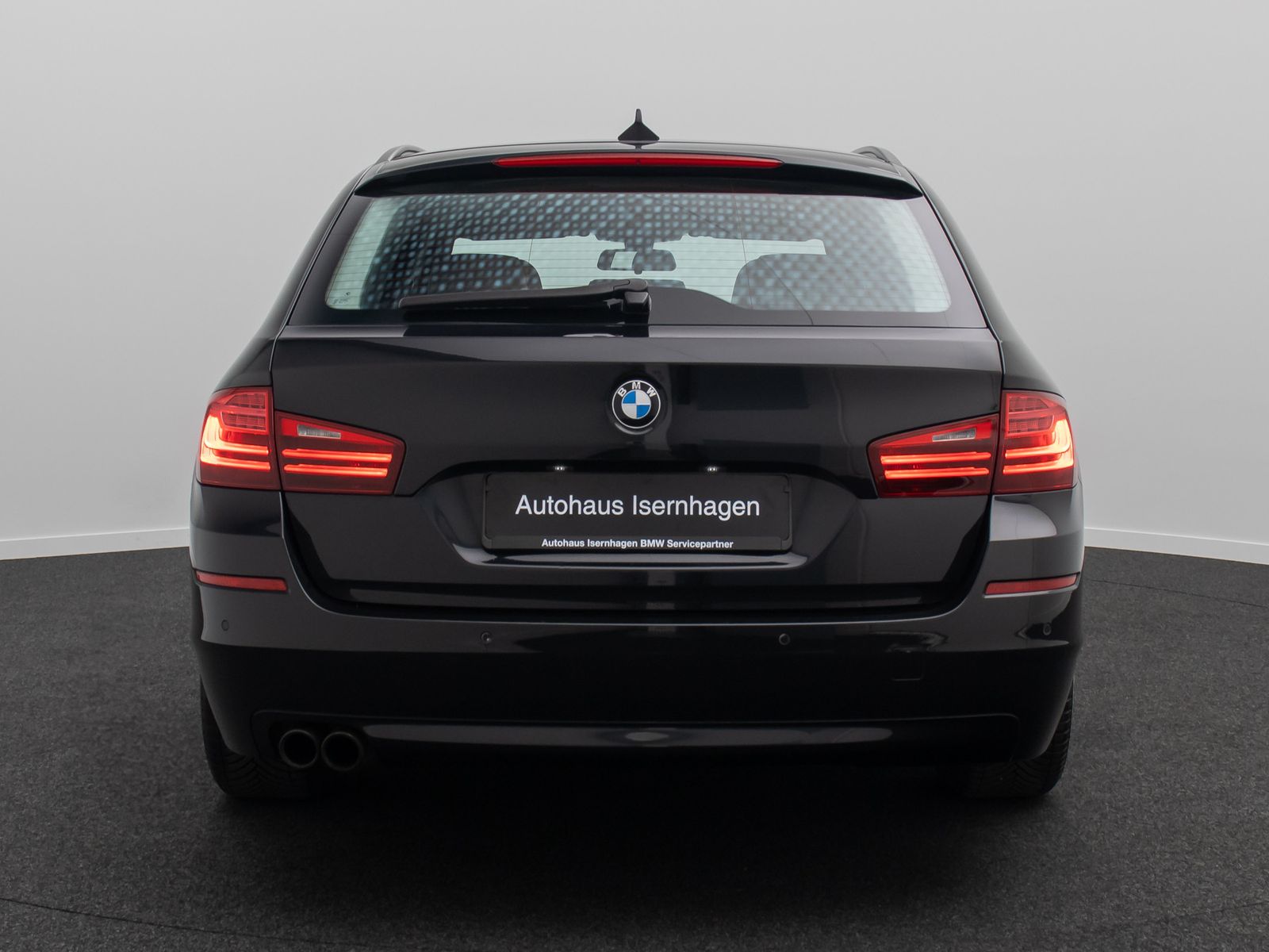 Fahrzeugabbildung BMW 530d NaviProf GeschwindigReg PDC Bi-Xenon Leder