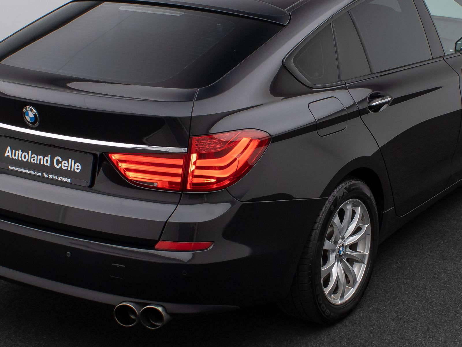 Fahrzeugabbildung BMW 535d Gran Turismo Panorama Kamera HUD HiFi Xenon