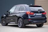 BMW X5 xDrive 40e iPerformance High Executive M-Spor - BMW X5 mit Hybrid-Antrieb: Schwarz