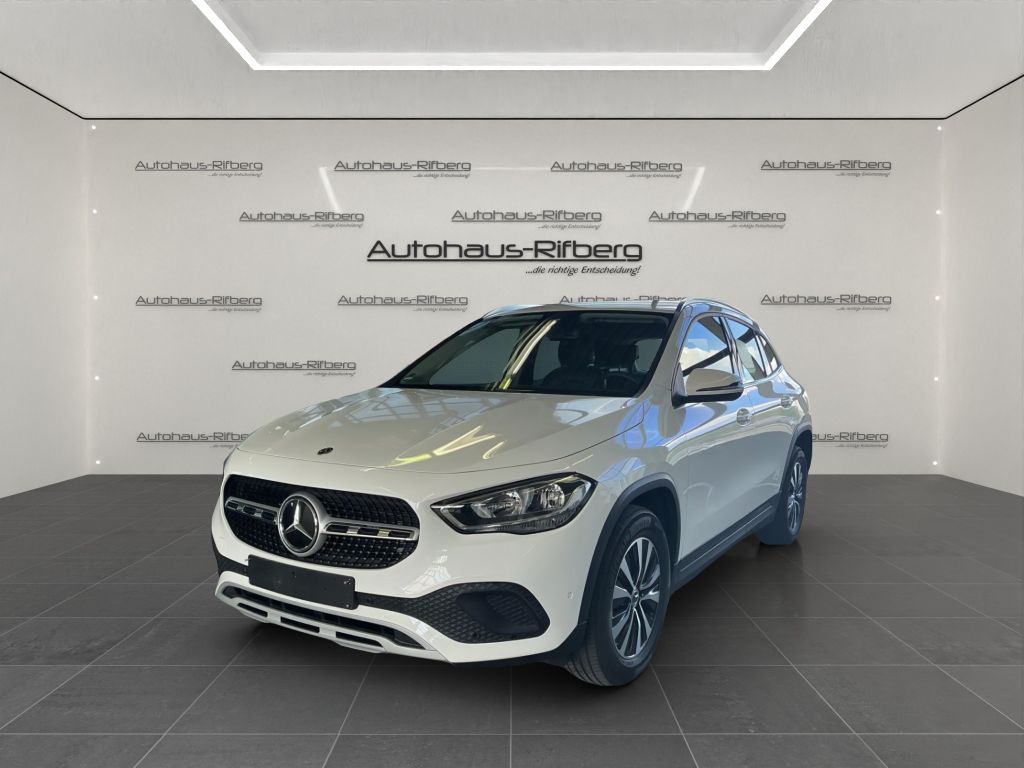 Image of Mercedes-Benz GLA 200