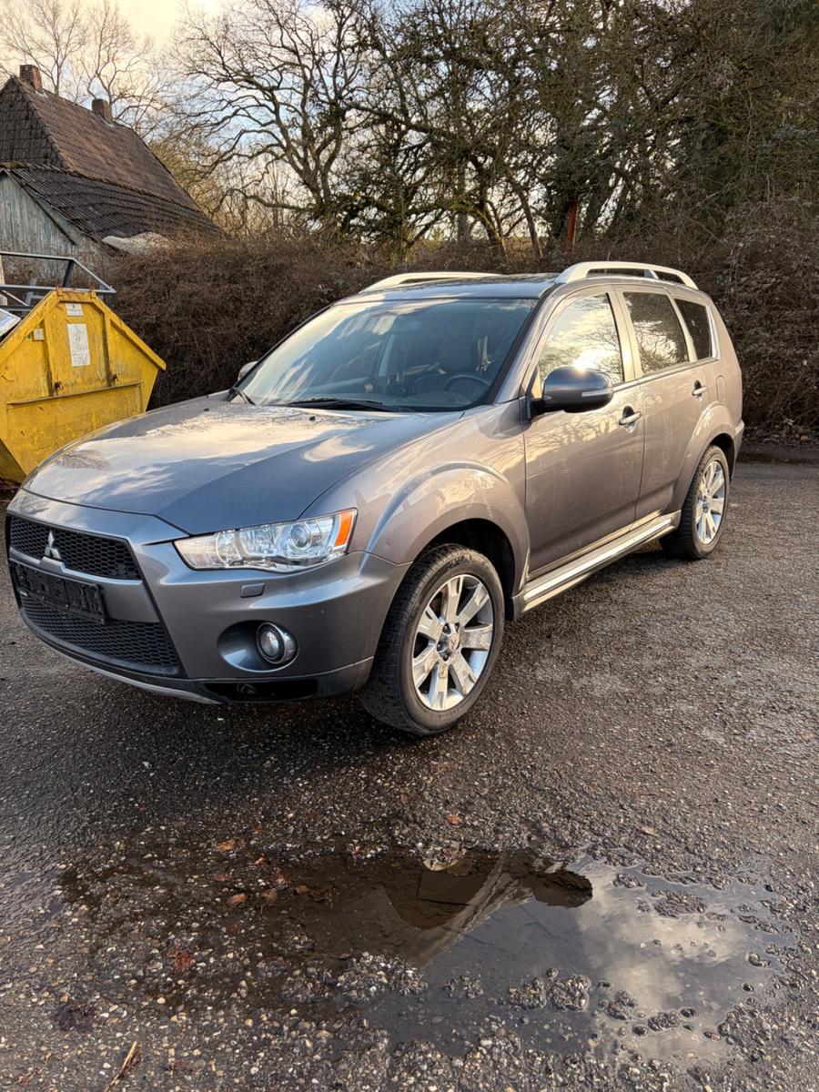 Mitsubishi Outlander 2.2 DI-D Automatik