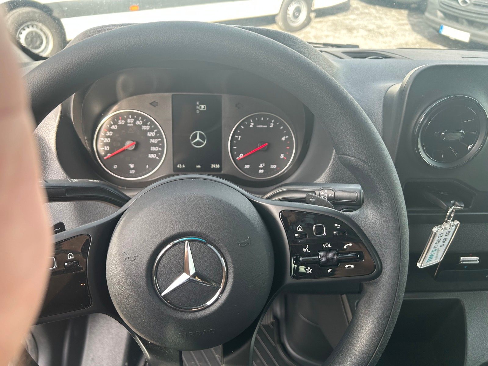 Fahrzeugabbildung Mercedes-Benz Sprinter III  317 CDI Tourer RWD