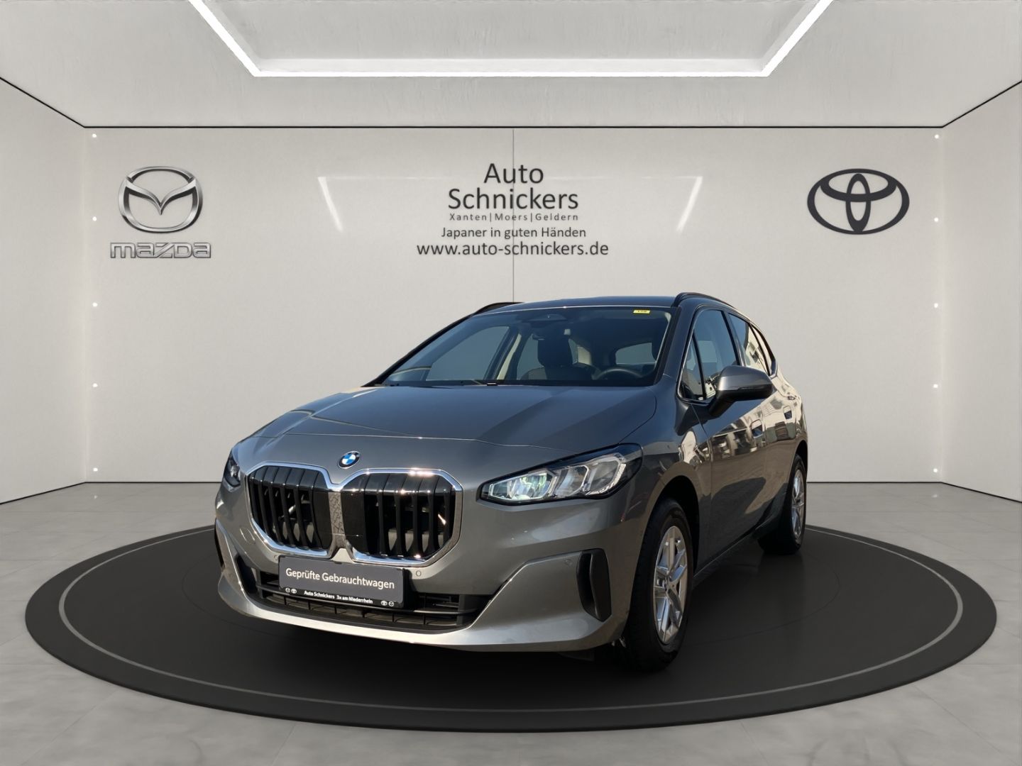 BMW 216 Active Tourer I-PARK ASSISTENT+SHZ+8FACH+NAV