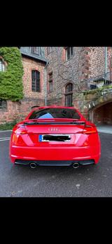 Audi TT Coupe 2.0 TFSI S tronic quattro - 2x S-line - rote Audi TT