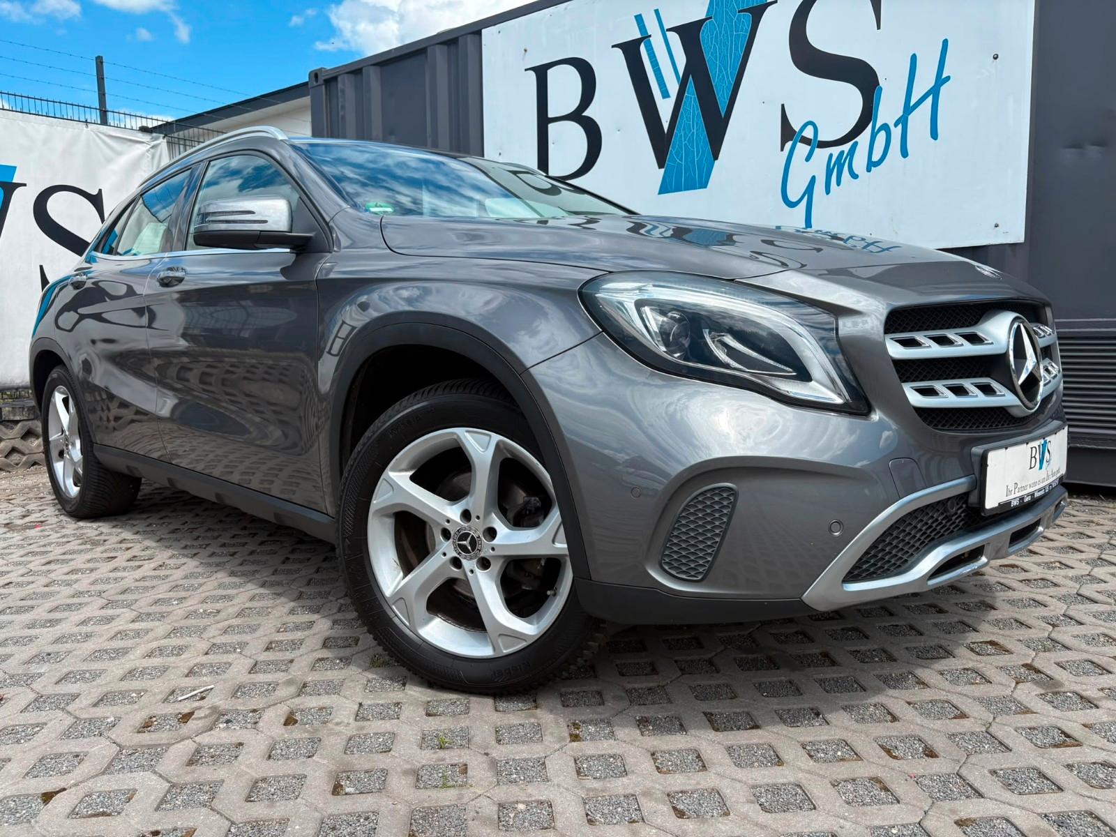 Mercedes-Benz GLA 200 Urban /LED/Navi/Kamera/Tempomat/Leder