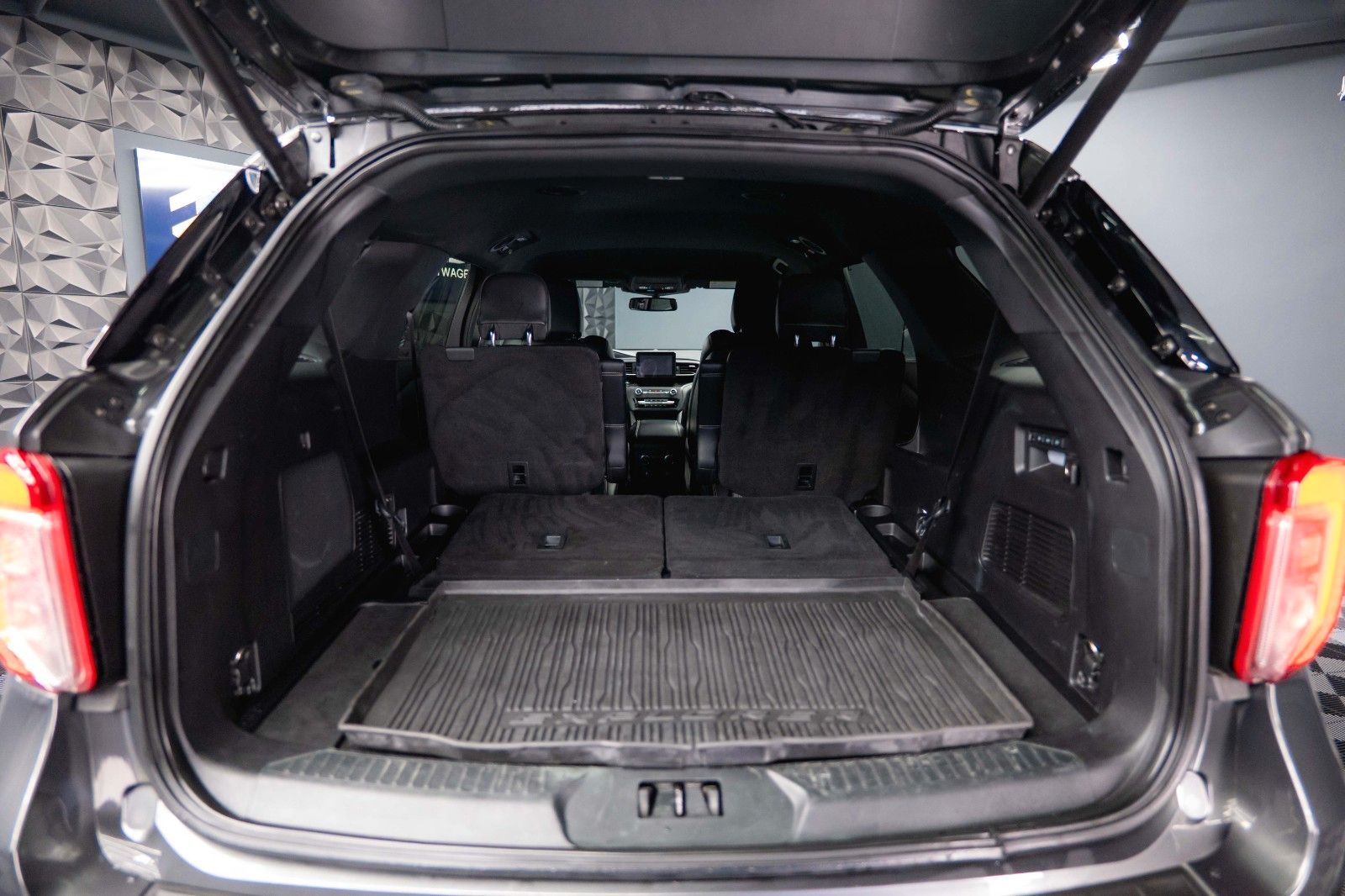 Fahrzeugabbildung Ford Explorer ST-Line 3.0 V6 EcoBoost 4x4 *360*LED*