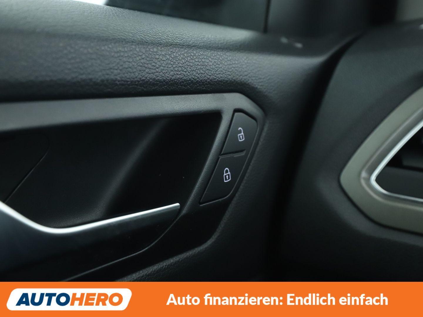 Volkswagen T-Roc 1.5 TSI ACT Style Aut.*NAVI*LED*ACC*PDC*, миниатюра 28